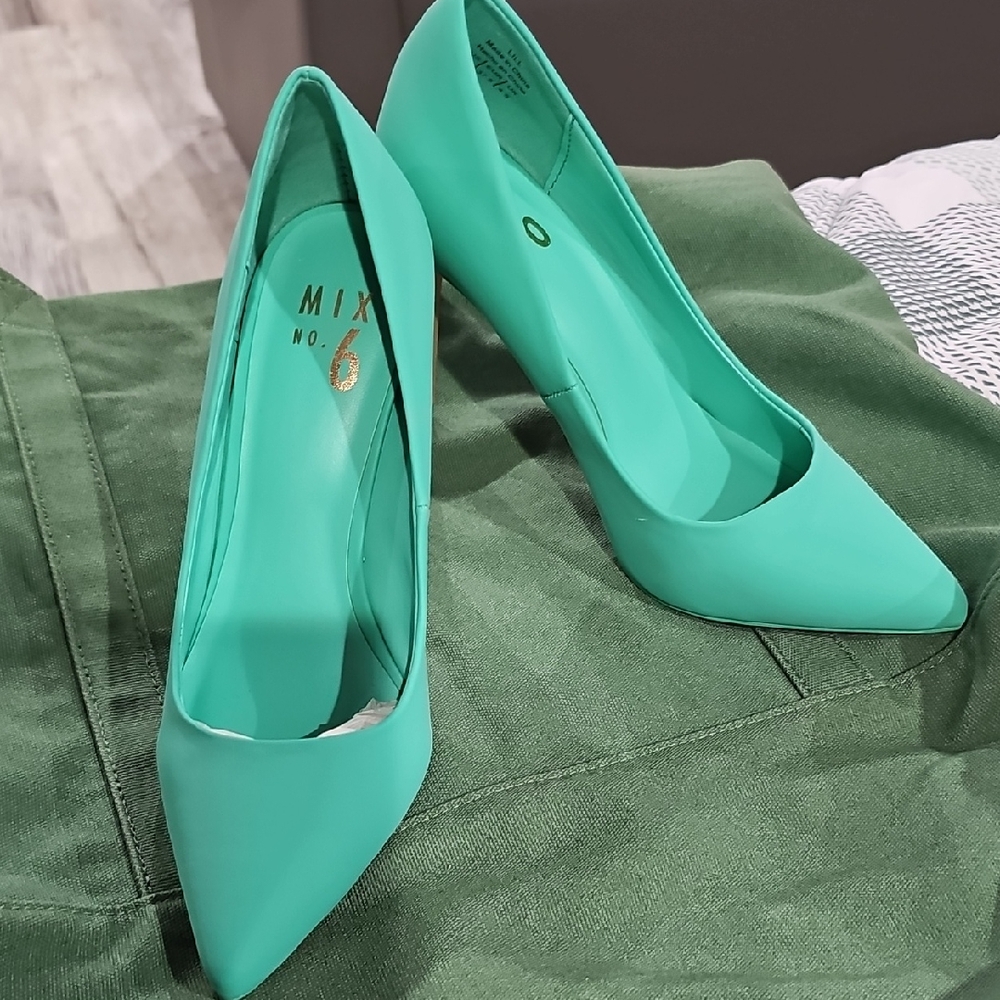Mix No. 6 Green Stiletto Heels